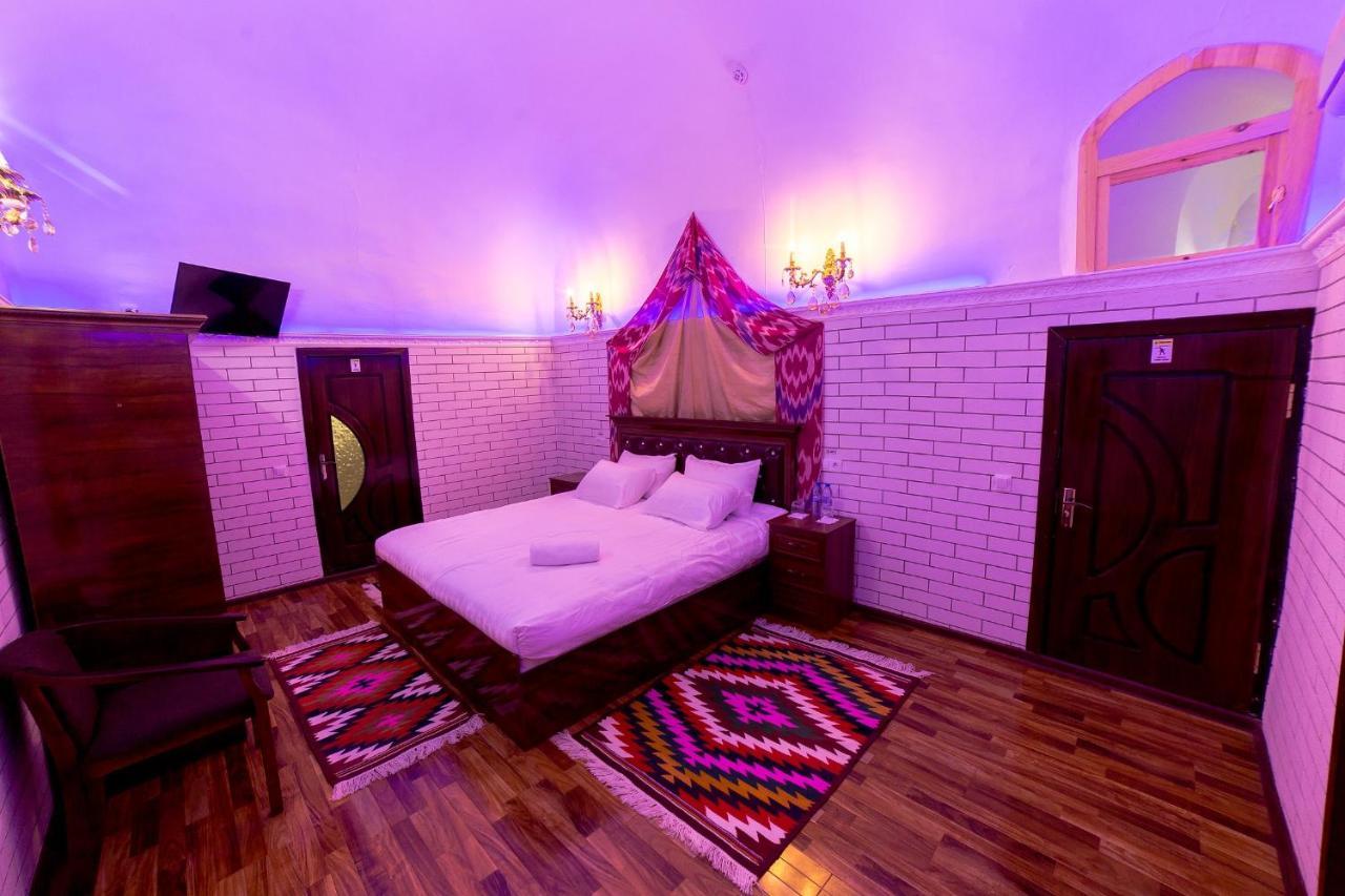 Feruzkhan Hotel - Madrassah Mohammed Rakhim Khan 1871 Chiwa Zewnętrze zdjęcie
