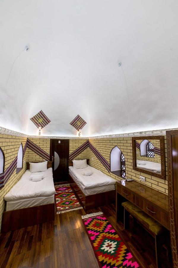 Feruzkhan Hotel - Madrassah Mohammed Rakhim Khan 1871 Chiwa Zewnętrze zdjęcie