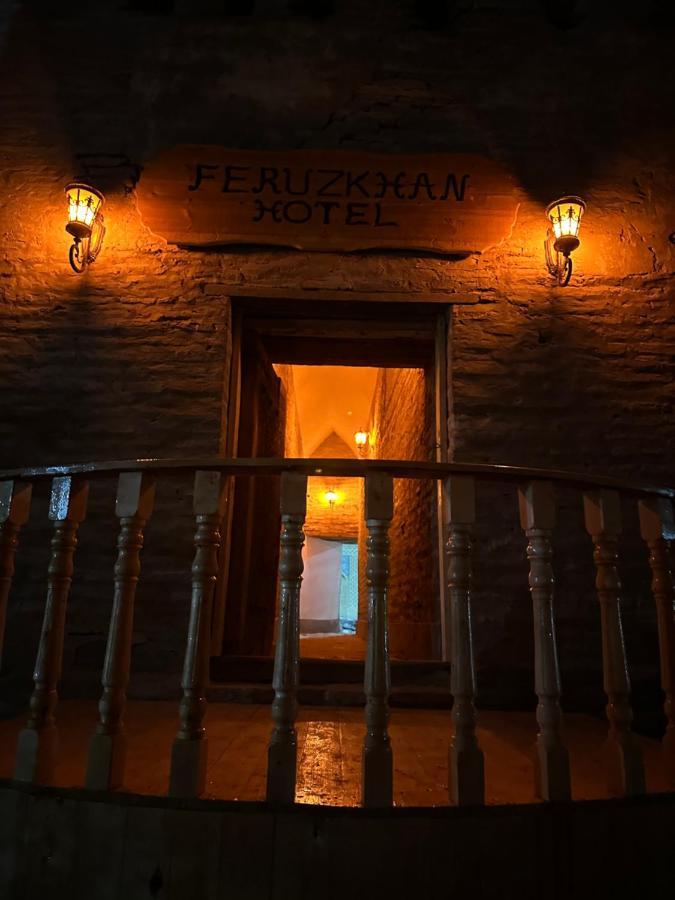 Feruzkhan Hotel - Madrassah Mohammed Rakhim Khan 1871 Chiwa Zewnętrze zdjęcie